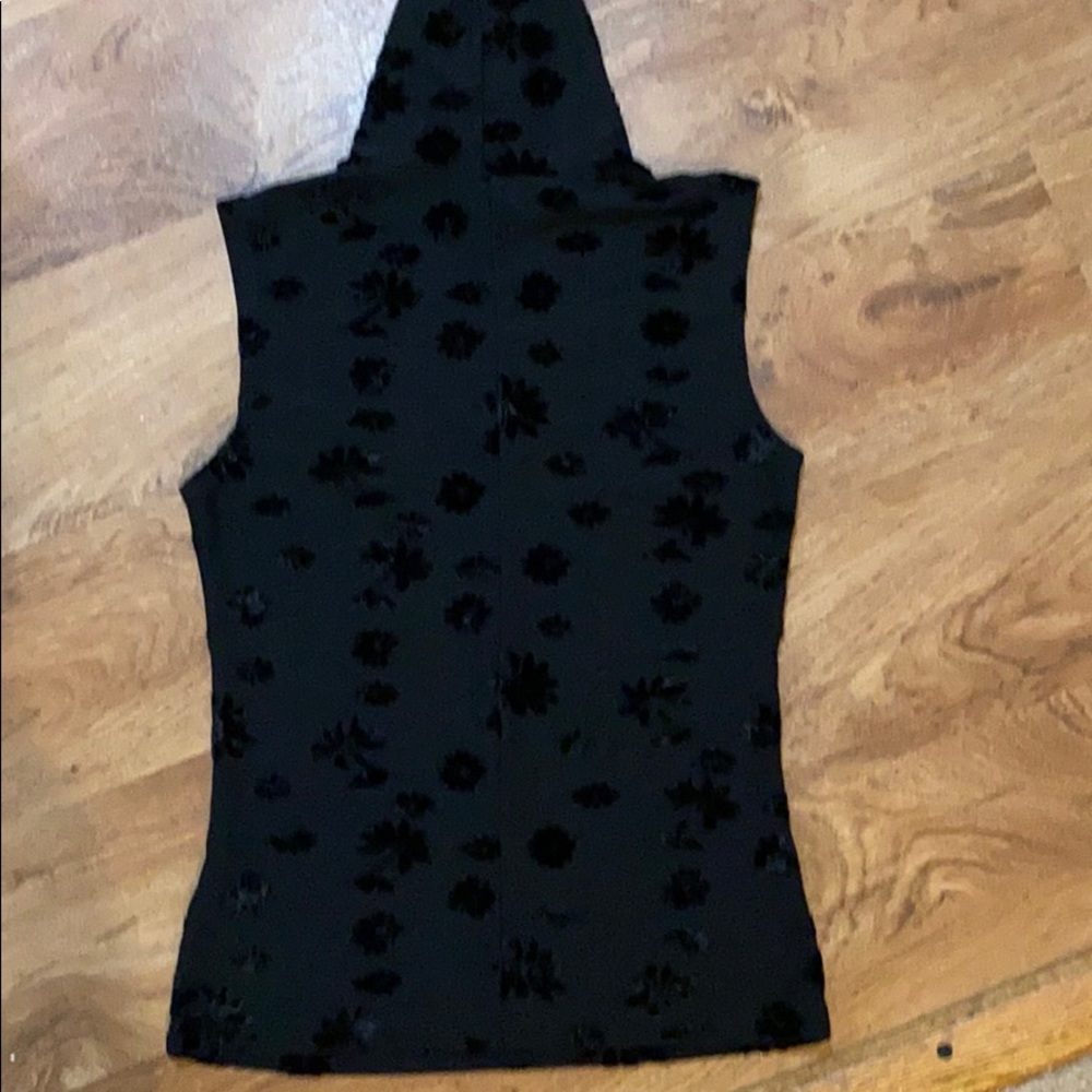 Top - Picture 3 of 3